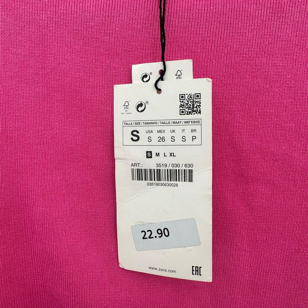 Zara’s pink basic top - Picture 3 of 3